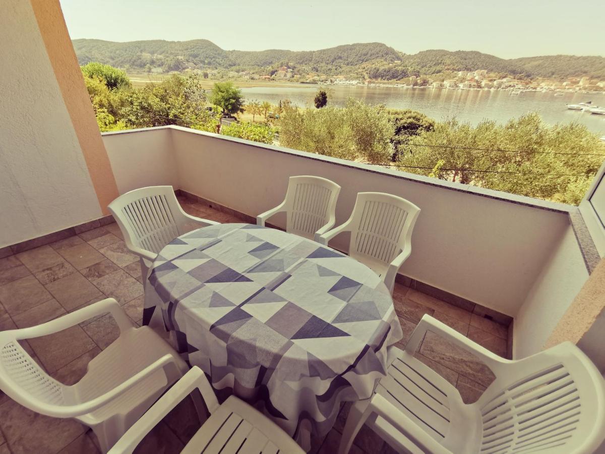 Apartmán Haus Maro Supetarska Draga Exteriér fotografie